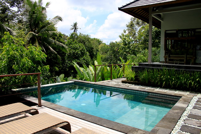 Get Villa Tepi Sungai Images