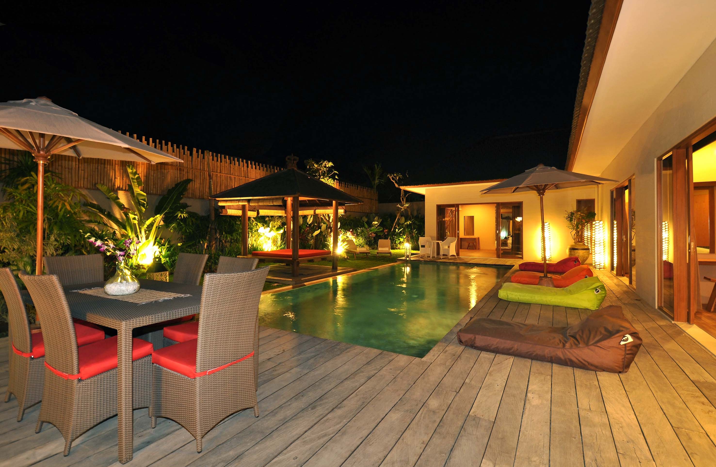 Luxurious Five Bedrooms Freehold Villa for Sale in Canggu