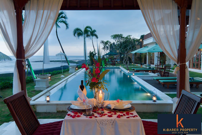 Incroyable villa de luxe en plein bord de mer