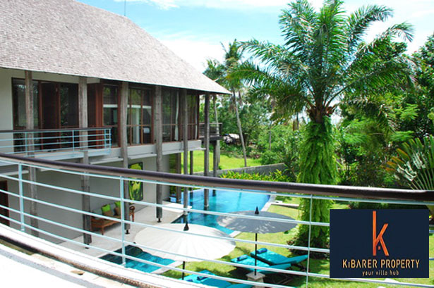 Freehold Villa with Sunset Ocean Views For Sale In Canggu
