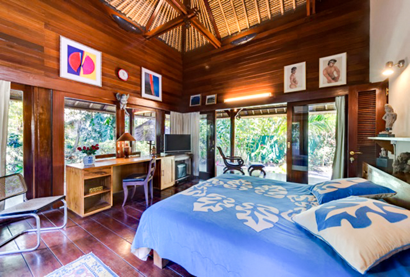 Spacious Freehold Villa River Side For Sale in Batubelig