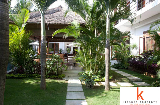 Luxurious Five Bedrooms Freehold Villa for Sale in Canggu