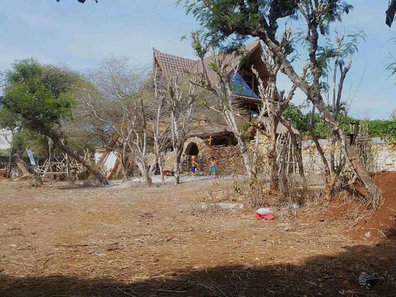 Leasehold land 3 are near Balangan Beach