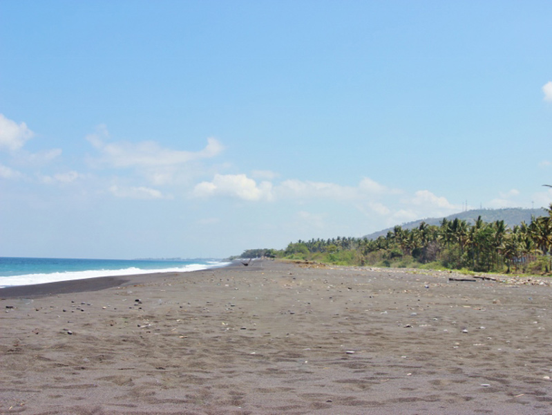 Beachfront land for sale in Padang Bai East of Bali