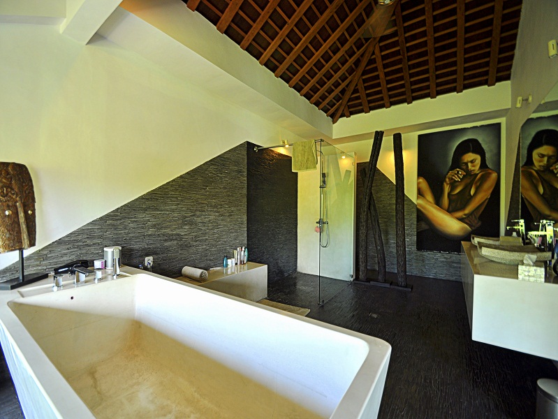 Beautiful leasehold property for sale in Seminyak 