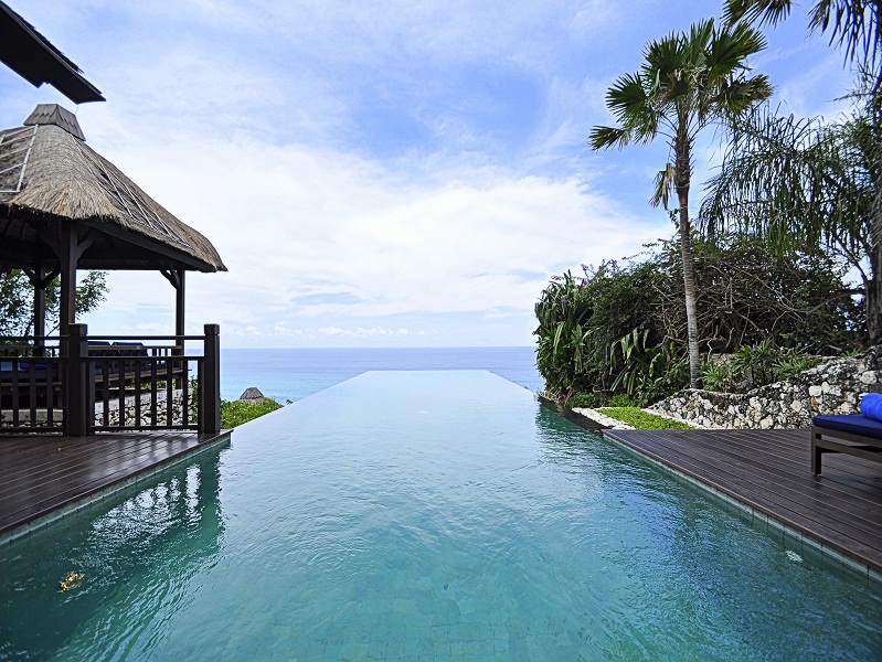 Villa modern dan mewah di Bukit