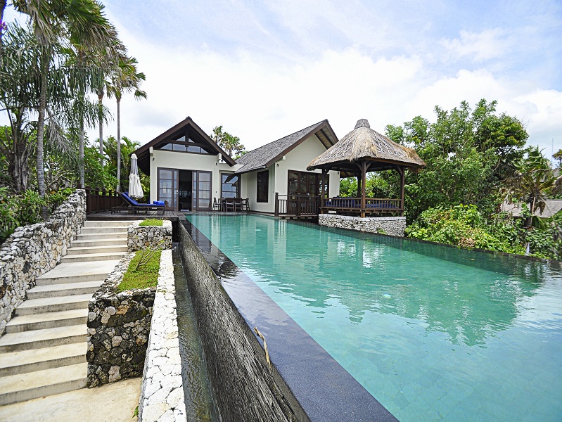 Villa modern dan mewah di Bukit