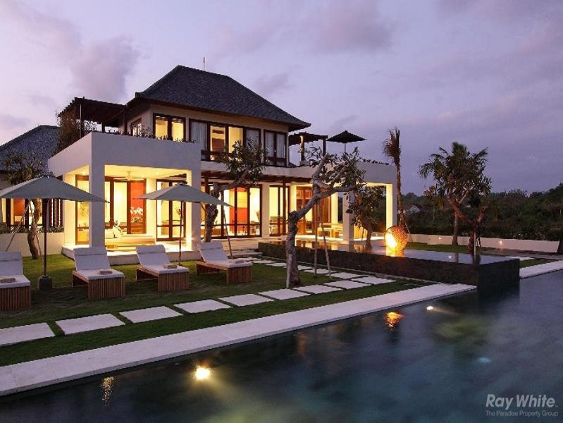 Simply WOW 4 Bedrooms Freehold Real Estate For Sale In Uluwatu