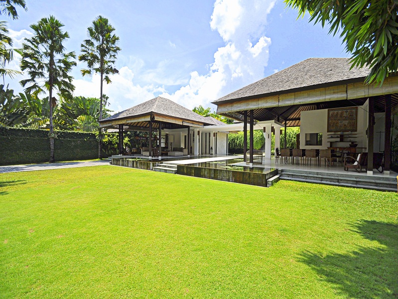 Gorgeous 5 bedroom villa in Canggu