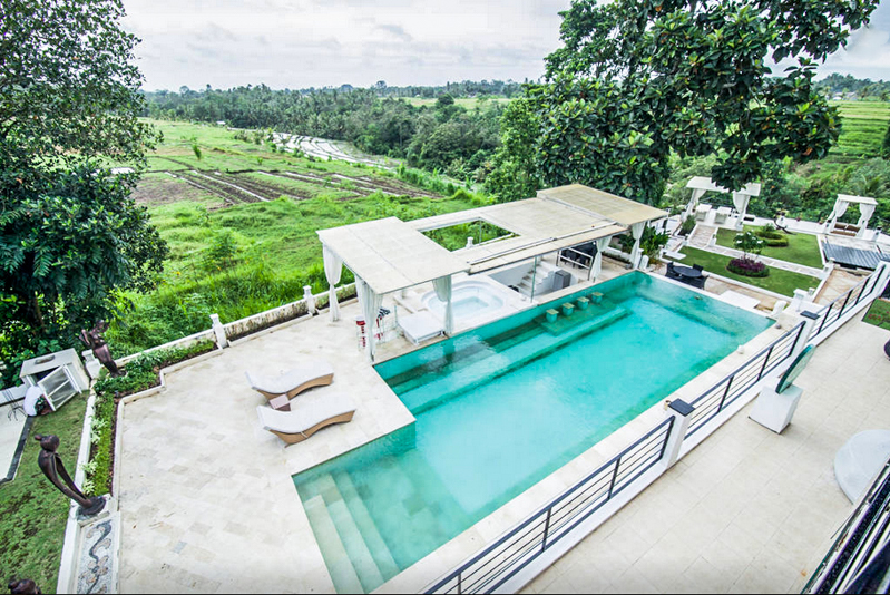Mewah Freehold Villa Dijual di Tabanan