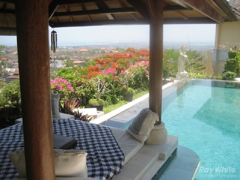 Stunning 3 Bedroom Freehold Real Estate With Amazing Views For Sale in Jimbaran