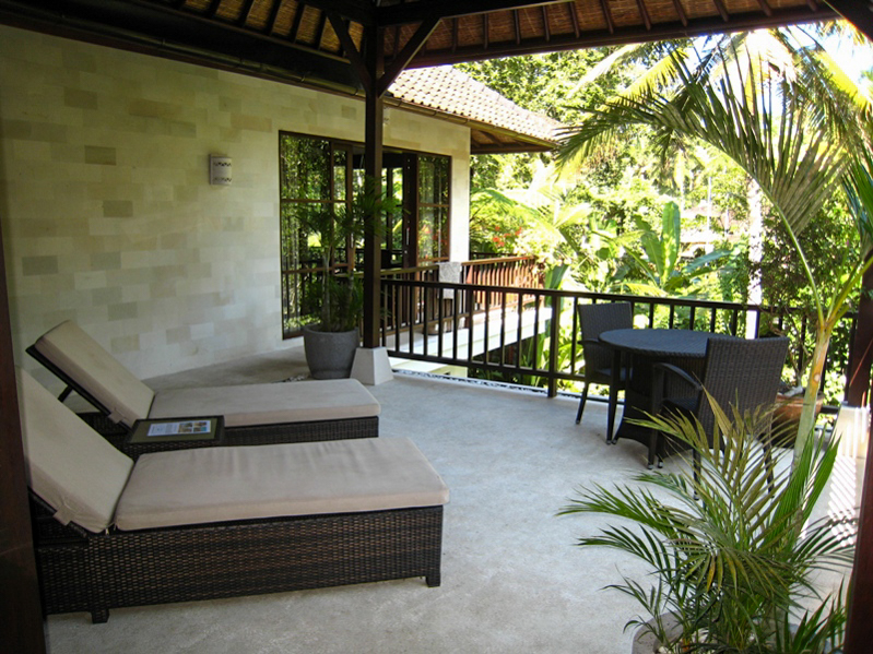 Indah modern Bali Villa Dijual di Ubud