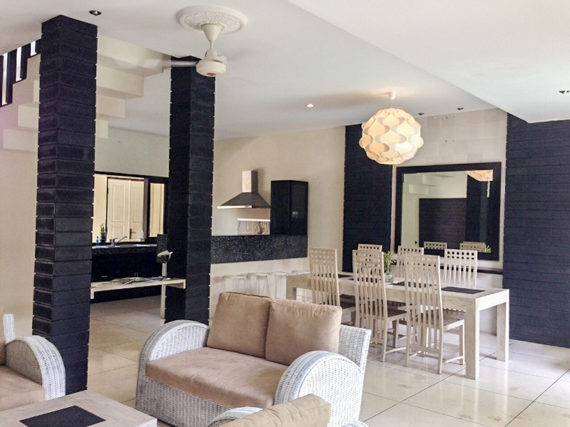 Cozy Freehold Villa Dijual Dekat dengan Pantai Berawa