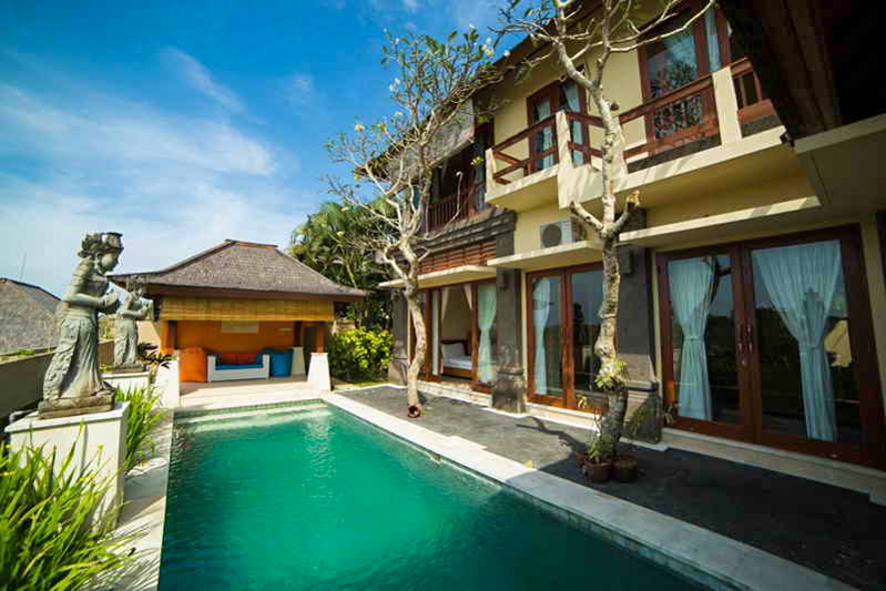 Modern Mix Tradisional Villa Dijual di Bukit