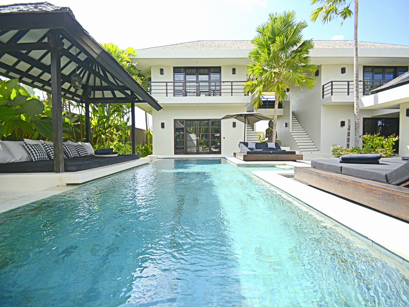 BELLE PROPRIÉTÉ AVEC VUE MAGNIFIQUE EN VENTE À CANGGU