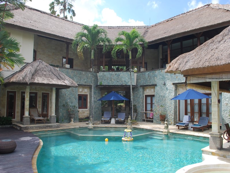 Stunning 4 Bedrooms Real Estate For Sale Near Echo Beach In Canggu