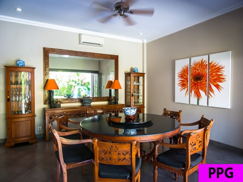 Stunning 6 Bedrooms Freehold Beachside Property For Sale in Sanur