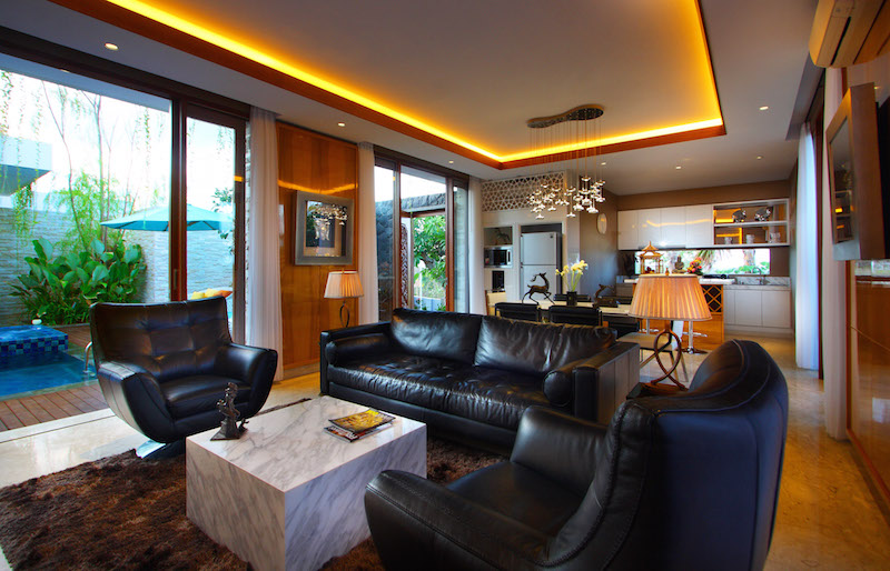 Stunningly Luxurious 3 Bedrooms Freehold Real Estate For Sale in Nusa Dua