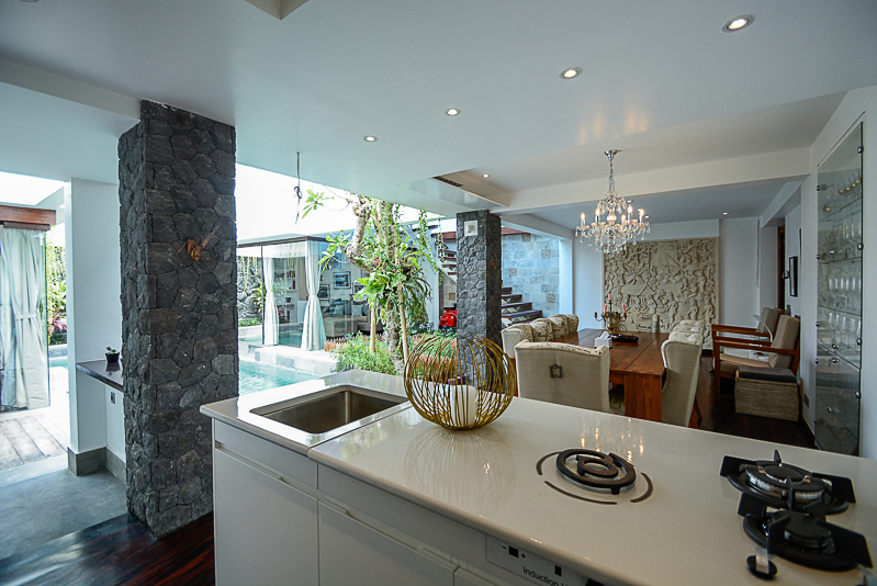 Perfect location modern villa for sale in Seminyak