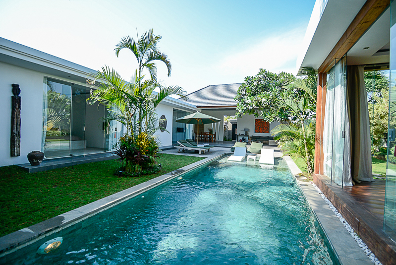 Très bien situé villa magnifique à vendre à Seminyak