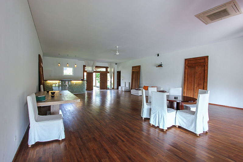 Amazing villa with spacious land for sale in Tabanan