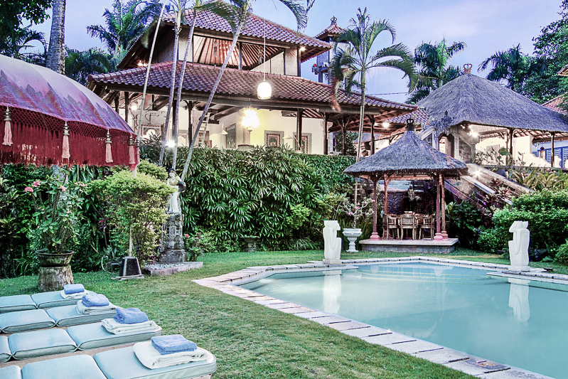Relaxation balinese style villa for sale in Kerobokan