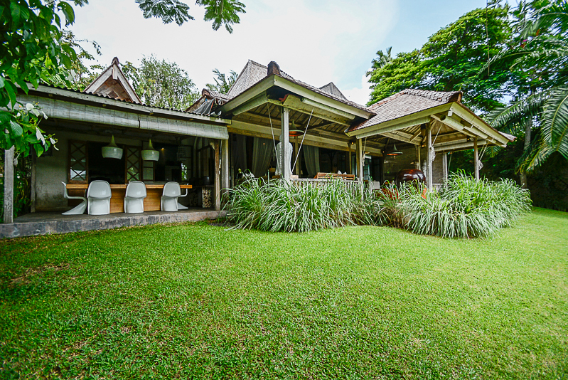 Villa Joglo klasik dan elegan di Umalas