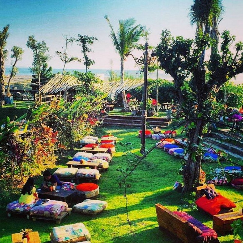 popular hangout places in bali 2016
