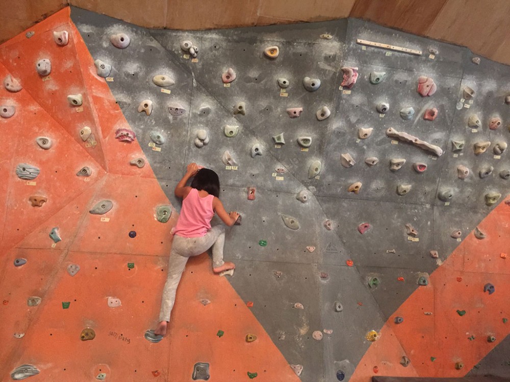 kids rock climbing shoes