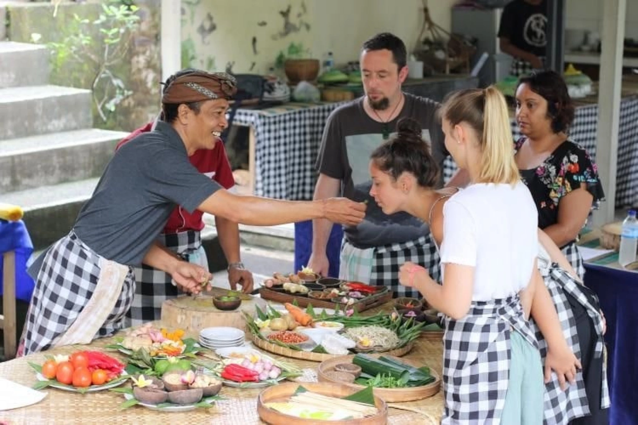 Take a cooking class in a local warung