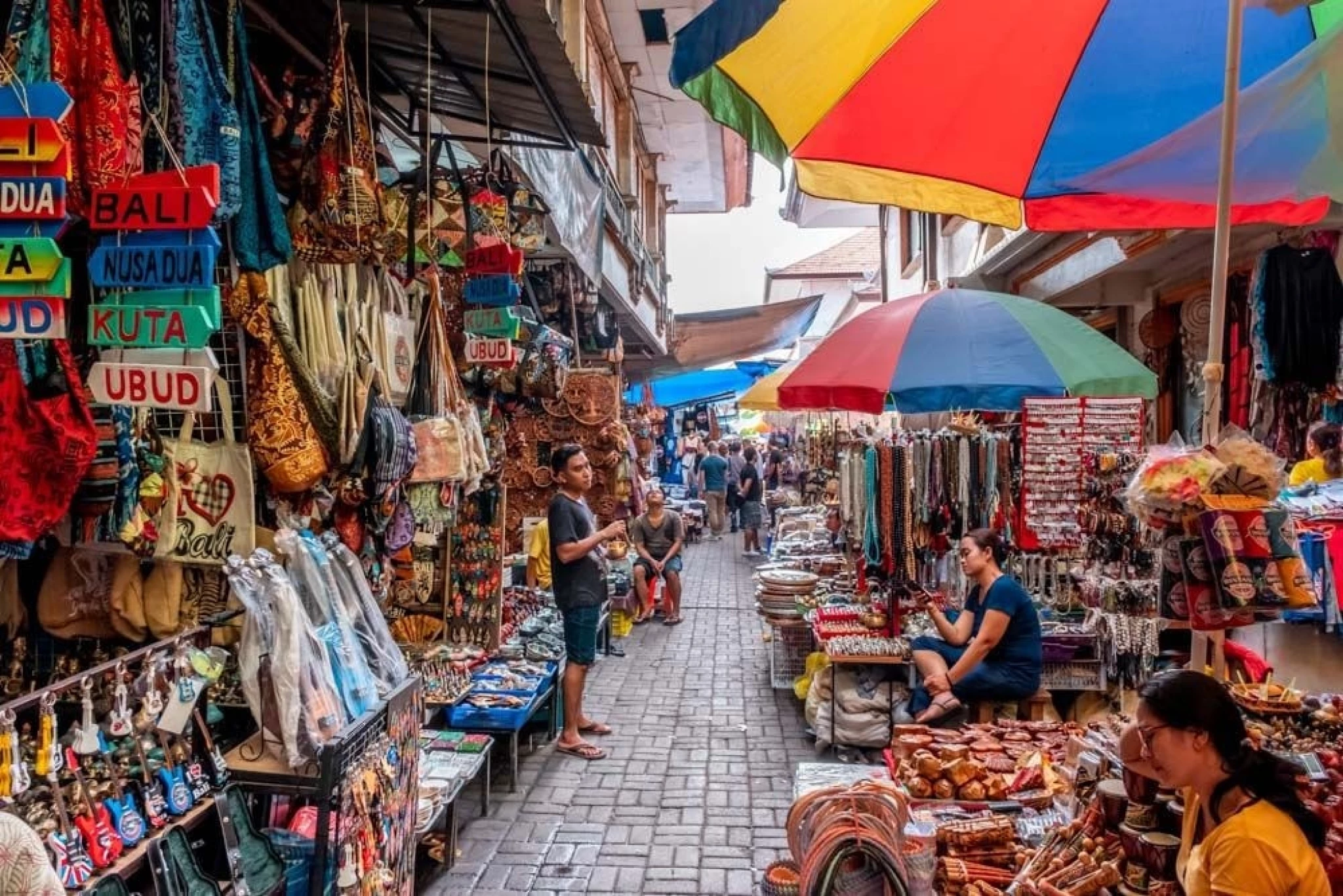 Visit traditional markets