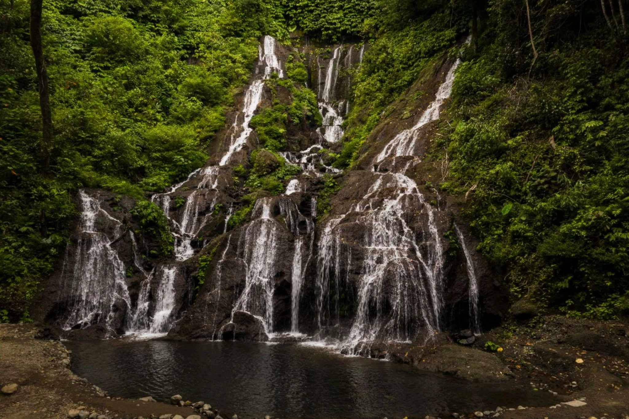 Banyumala Twin Waterfall