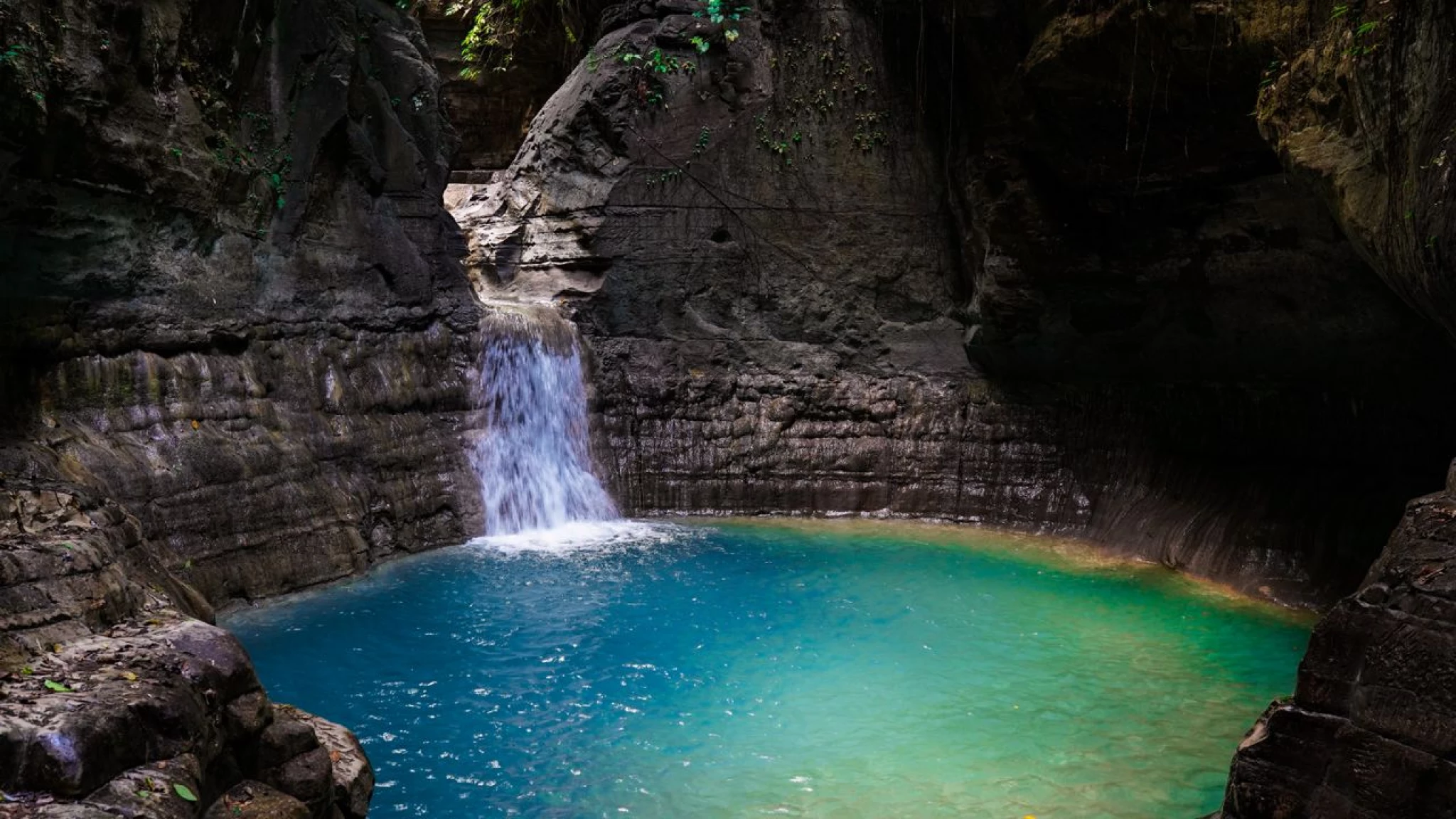 Aling Aling Waterfall