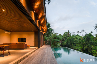 why do some places in bali feel busy while others remain so quiet?