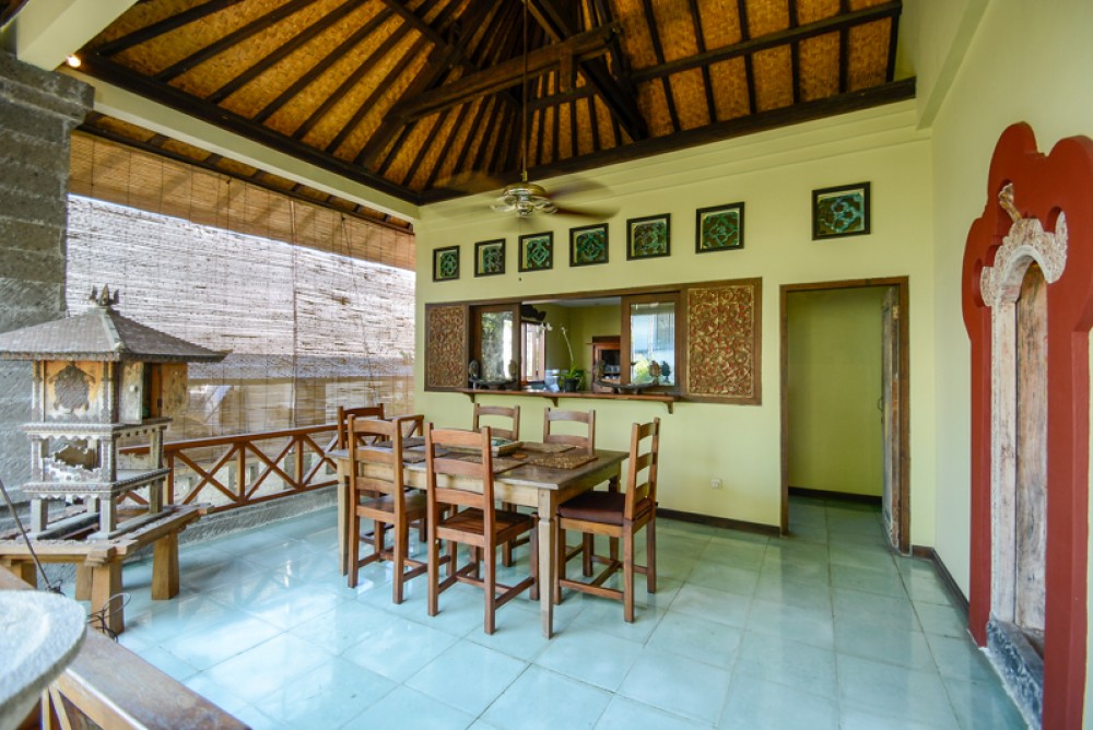 Tropical two bedrooms villa for sale in Ungasan