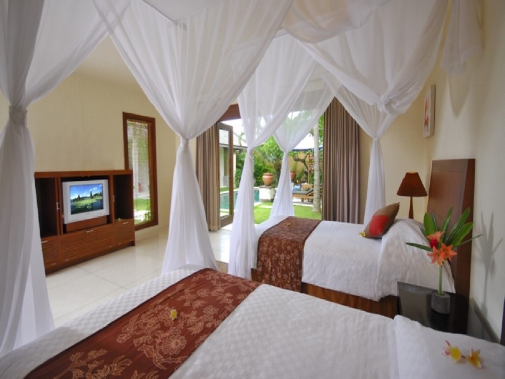 Investor tambang emas 10 kamar tidur prasarana Villa kompleks dengan Hotel HGB judul untuk dijual di Umalas