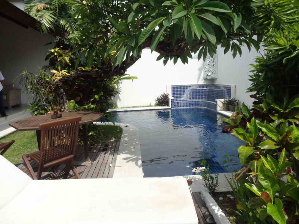 Ideal 5 Bedrooms Investment Property For Sale in Umalas