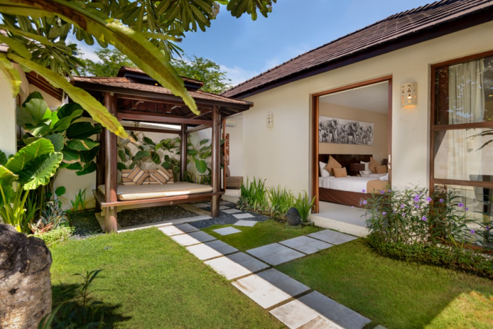 JOLI COMPLEXE DE VILLAS A VENDRE A SEMINYAK