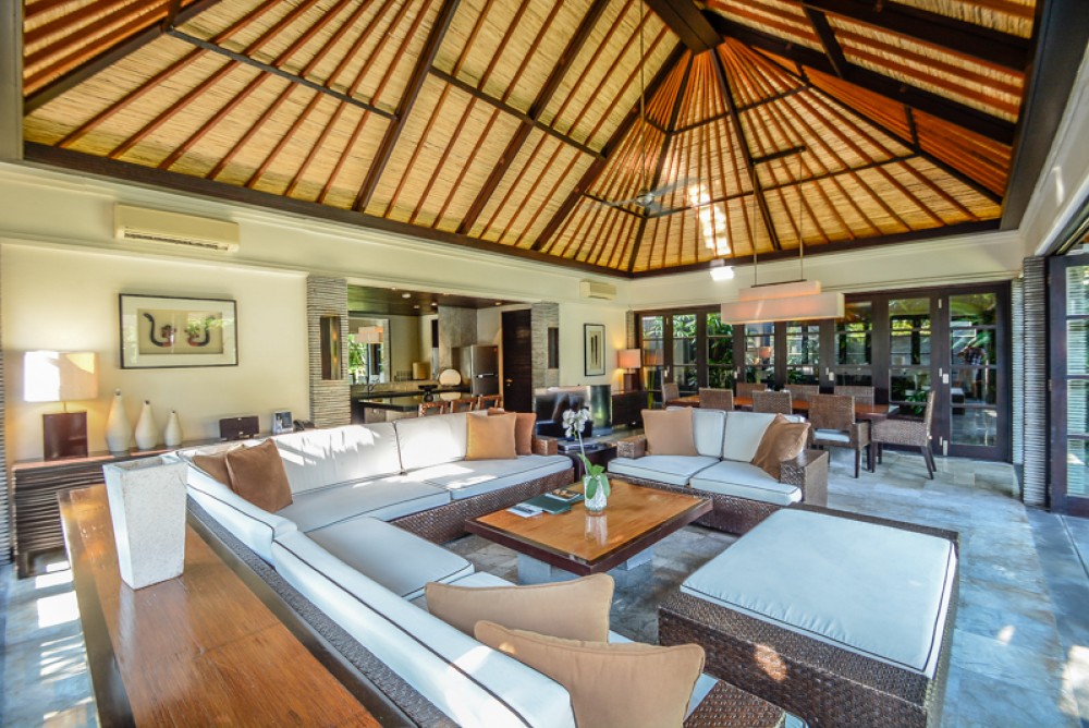 Meilleur villa emplacement à vendre à Seminyak