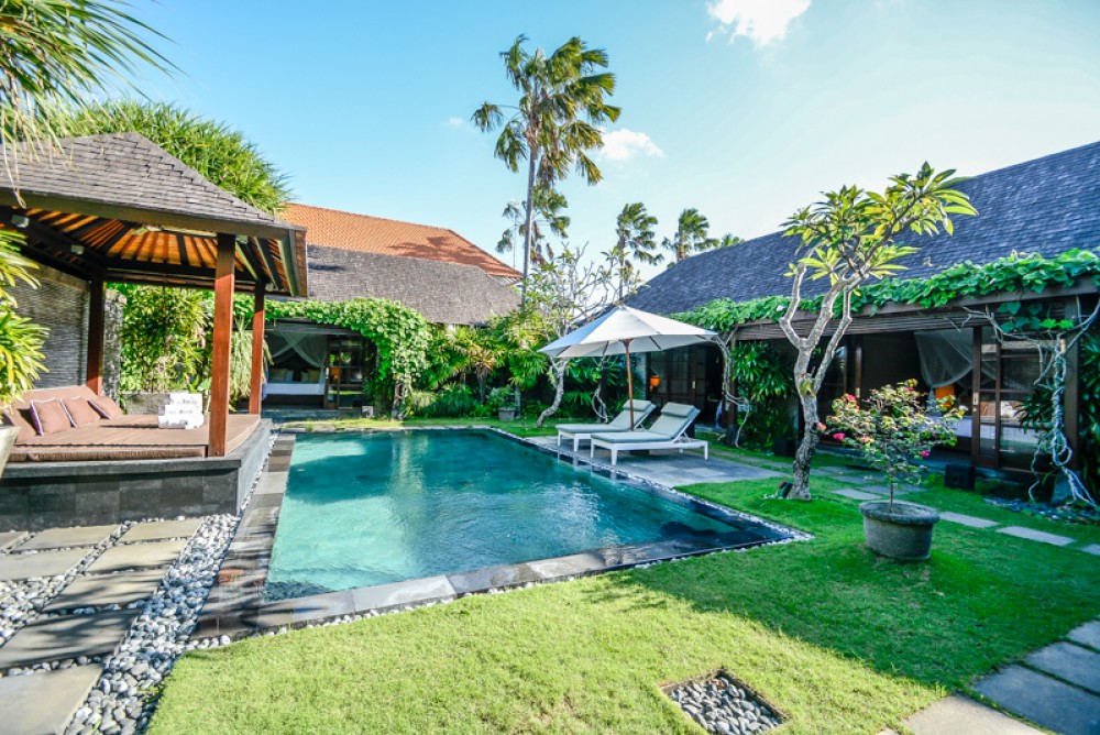 Meilleur villa emplacement à vendre à Seminyak