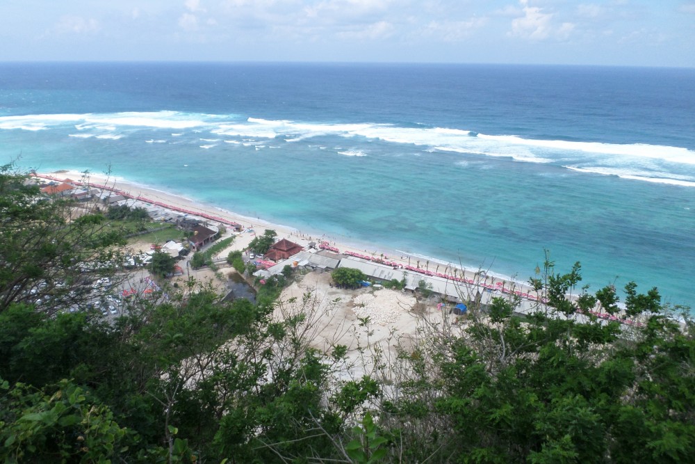 Beautiful cliff land with ocean view in Pandawa 