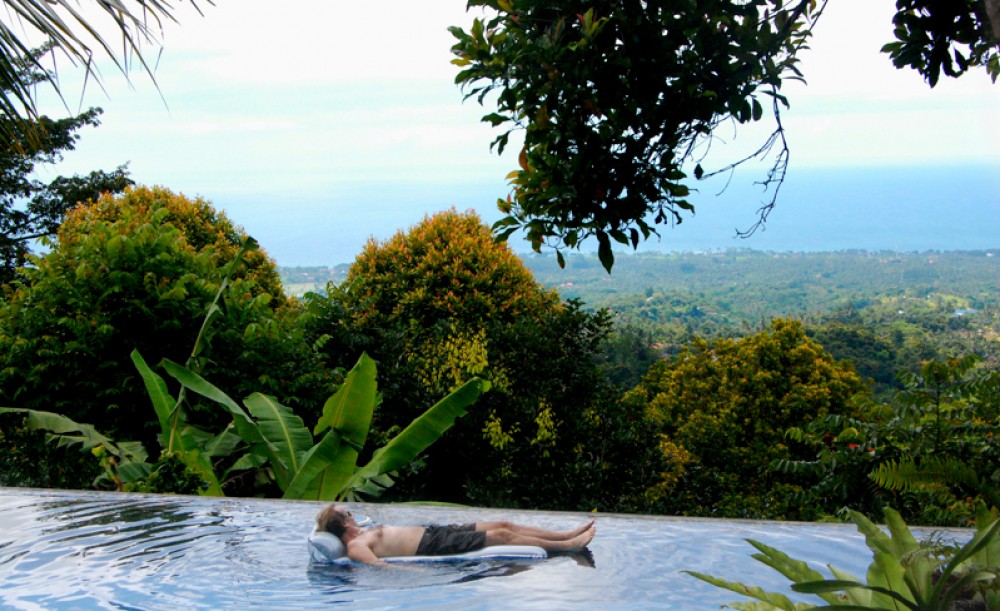 Exquisite Eco-Friendly Villa for Sale in North Bali