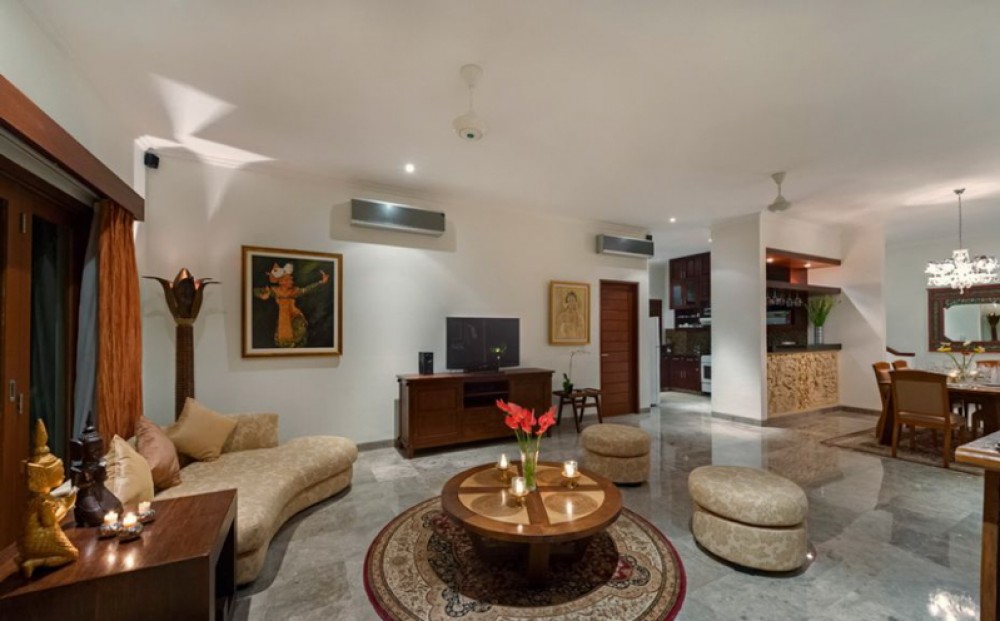 Best three bedrooms villa for sale in the heart of Seminyak
