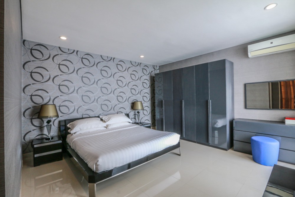 Luxury complex villa for sale in Kuta Kibarer Property