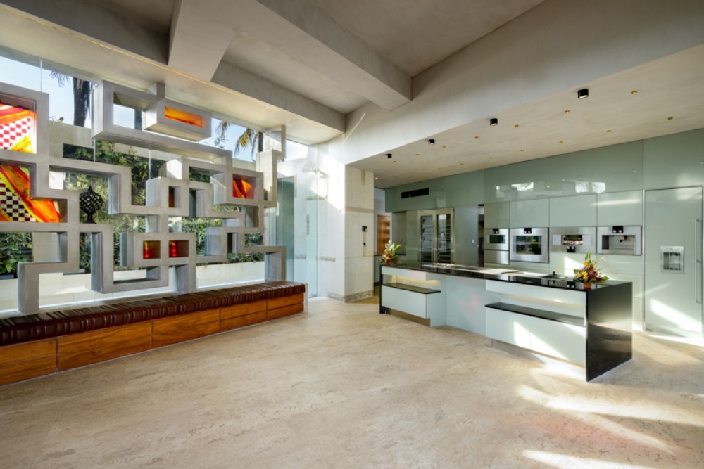 Stunning beachfront villa for sale in Tanah Lot