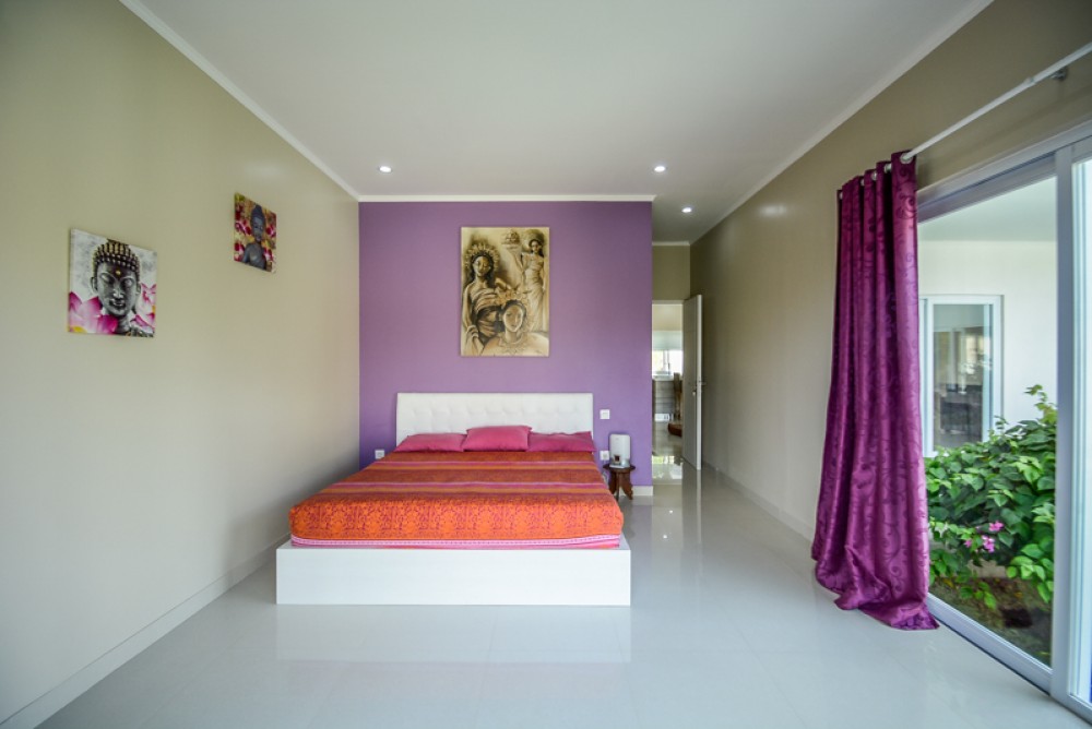 Villa tiga kamar tidur yang indah untuk dijual di Ungasan