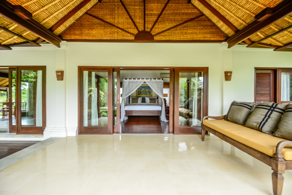 Luxurious spacious villa for sale in Pererenan