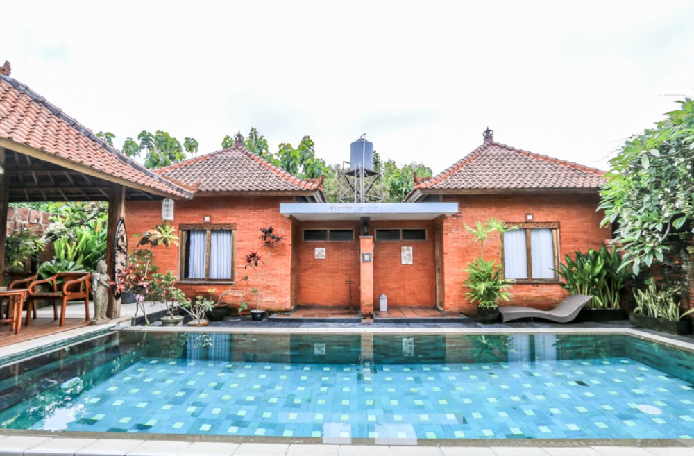 Villa en pleine propriété de quatre chambres à vendre à Ungasan