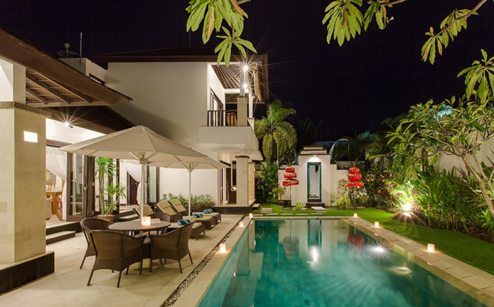 Stunning 3 bedrooms freehold villa for sale with ocean view in Tanjung Benoa