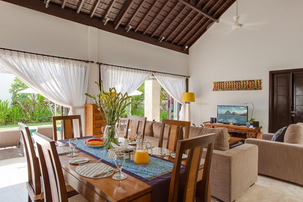 Magnifique villa en pleine propriété a 3 chambres à coucher à vendre avec vue sur l’océan à Tanjung Benoa